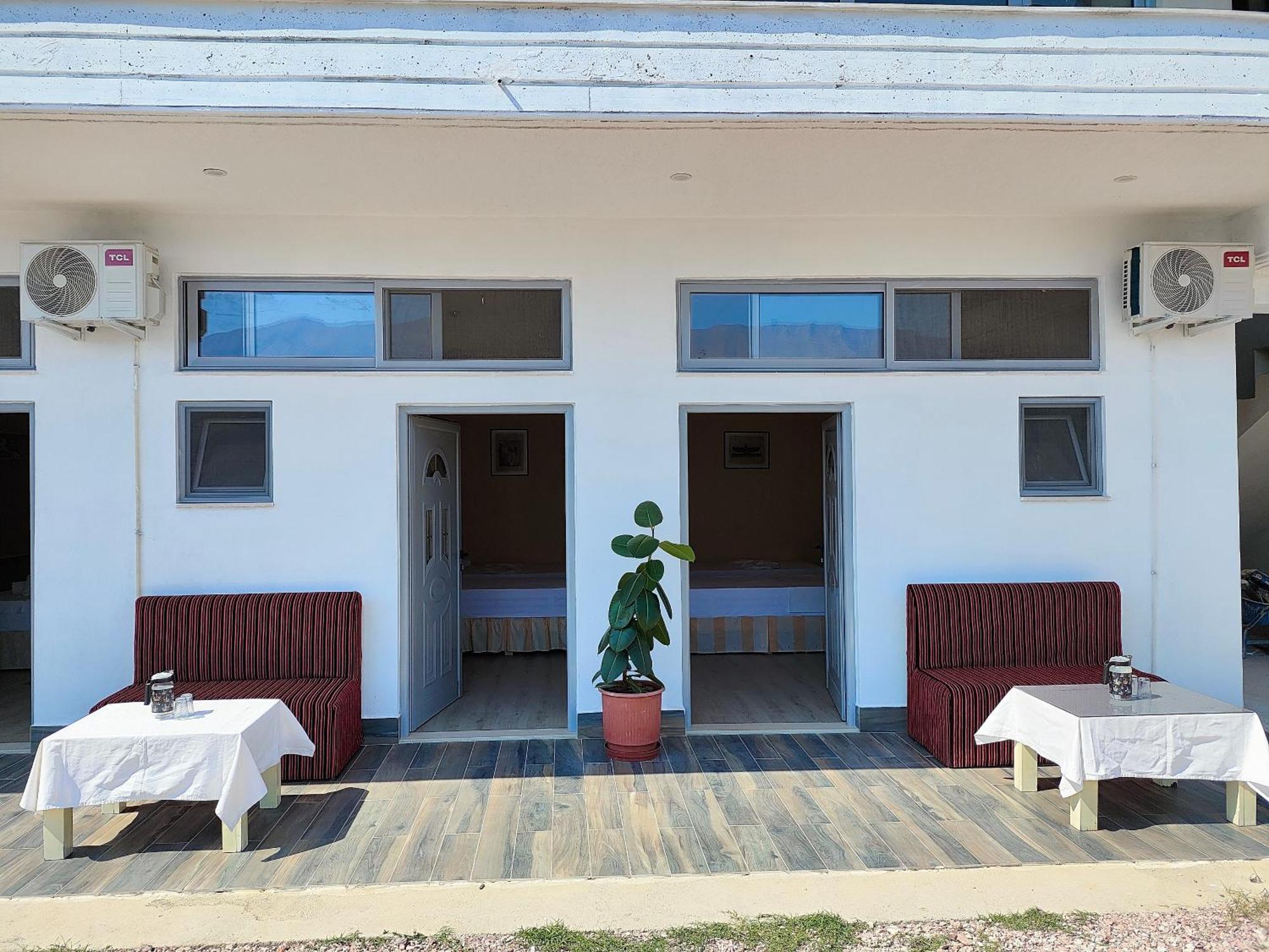 Apartament Nisajos *